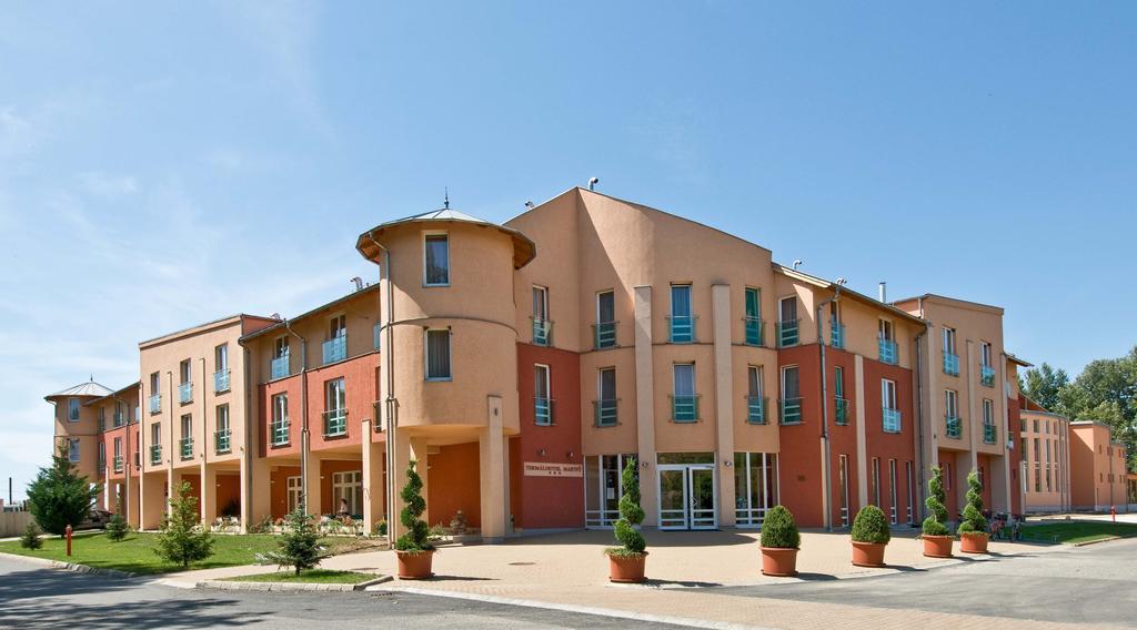 Martfu Hotel Thermal Spa Zewnętrze zdjęcie