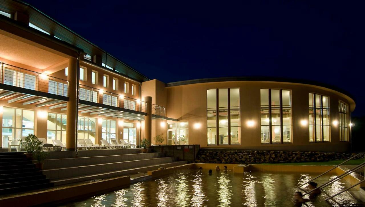 Martfu Hotel Thermal Spa Zewnętrze zdjęcie